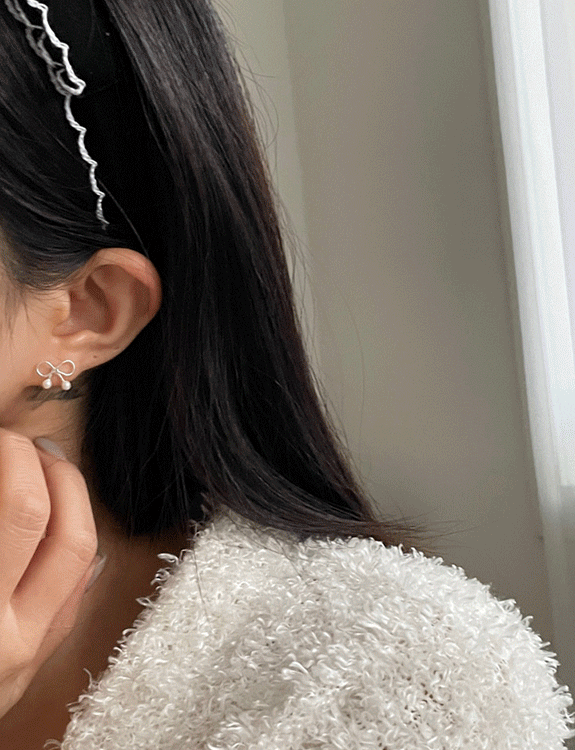 (92.5 silver)pearl mini ribbon earring
